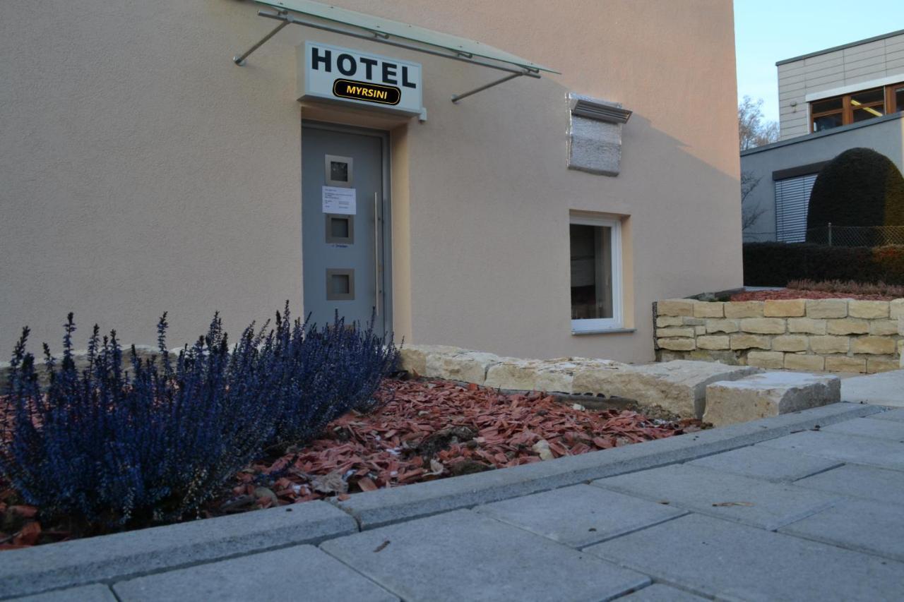 Hotel Myrsini Kirchentellinsfurt Exterior photo